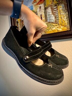 Vintage Suede Contrast Stitch Mary Jane MIA Black Shoes 6